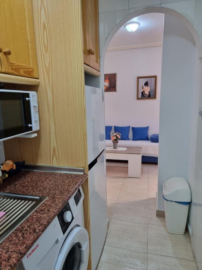 Gemuetliche Ferienwohnung In Torrevieja Ca100M Vom Strand Playa Del Cura Entfernt 외부 사진