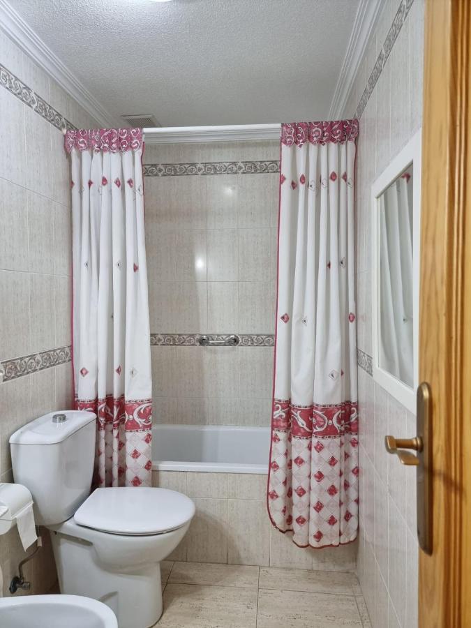 Gemuetliche Ferienwohnung In Torrevieja Ca100M Vom Strand Playa Del Cura Entfernt 외부 사진