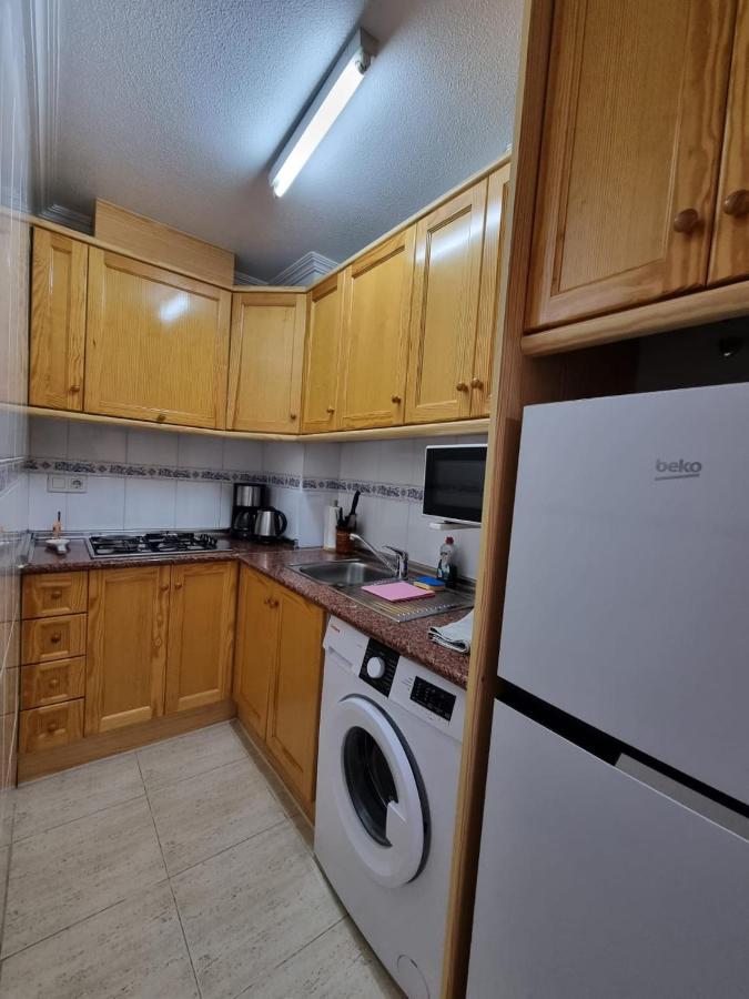 Gemuetliche Ferienwohnung In Torrevieja Ca100M Vom Strand Playa Del Cura Entfernt 외부 사진