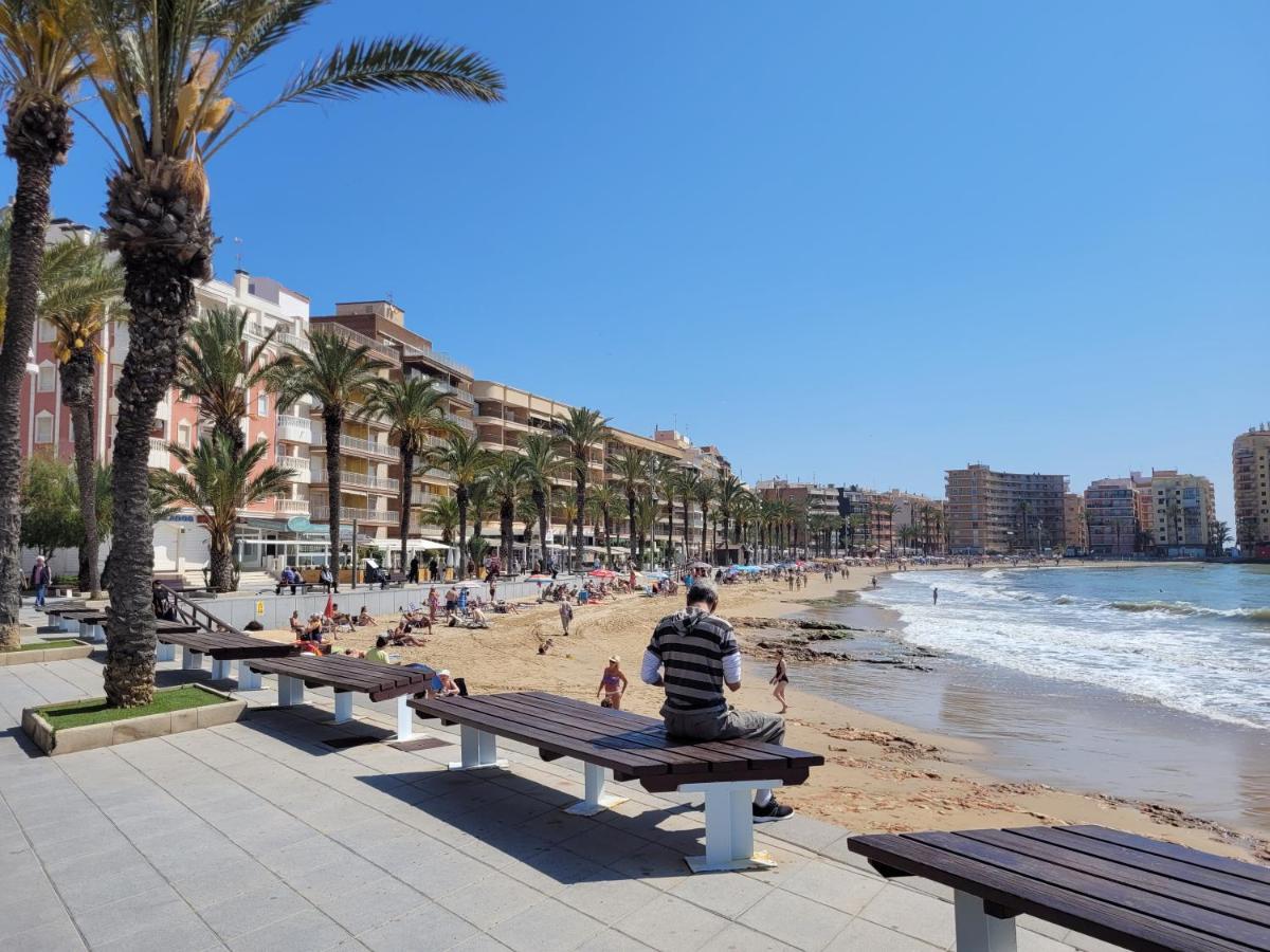 Gemuetliche Ferienwohnung In Torrevieja Ca100M Vom Strand Playa Del Cura Entfernt 외부 사진
